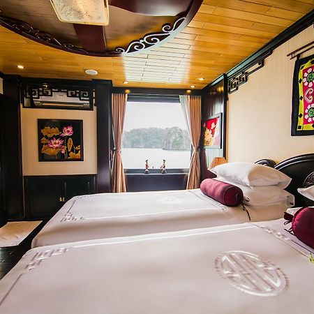 Dragon Legend Cruise Hotel ฮาลอง ภายนอก รูปภาพ