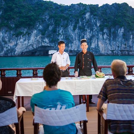 Dragon Legend Cruise Hotel ฮาลอง ภายนอก รูปภาพ