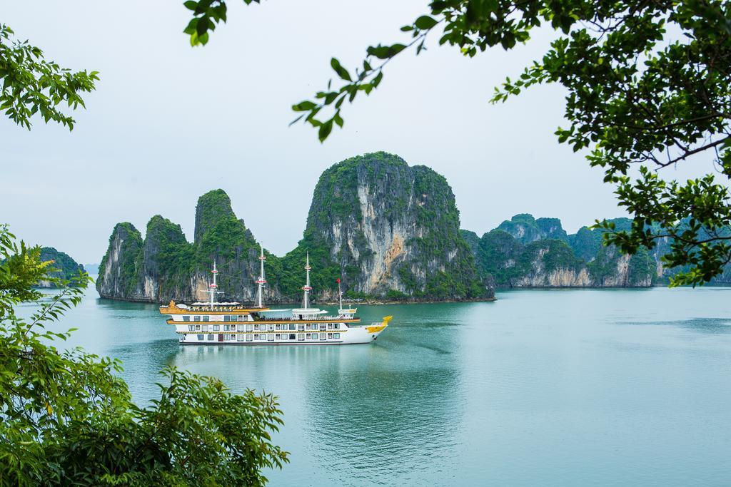 Dragon Legend Cruise Hotel ฮาลอง ภายนอก รูปภาพ