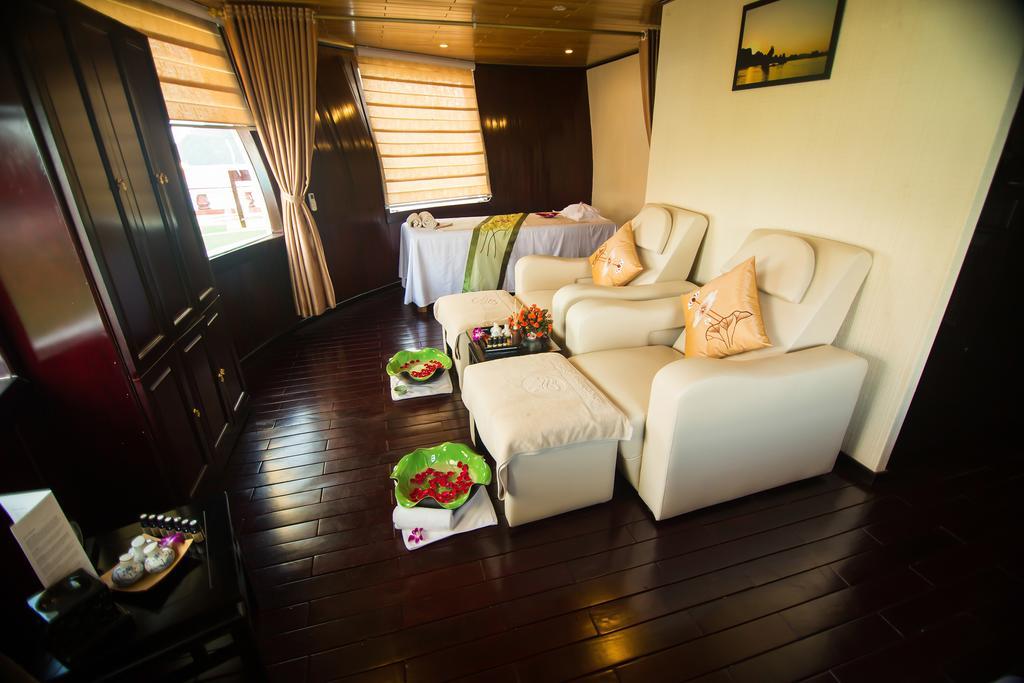 Dragon Legend Cruise Hotel ฮาลอง ภายนอก รูปภาพ