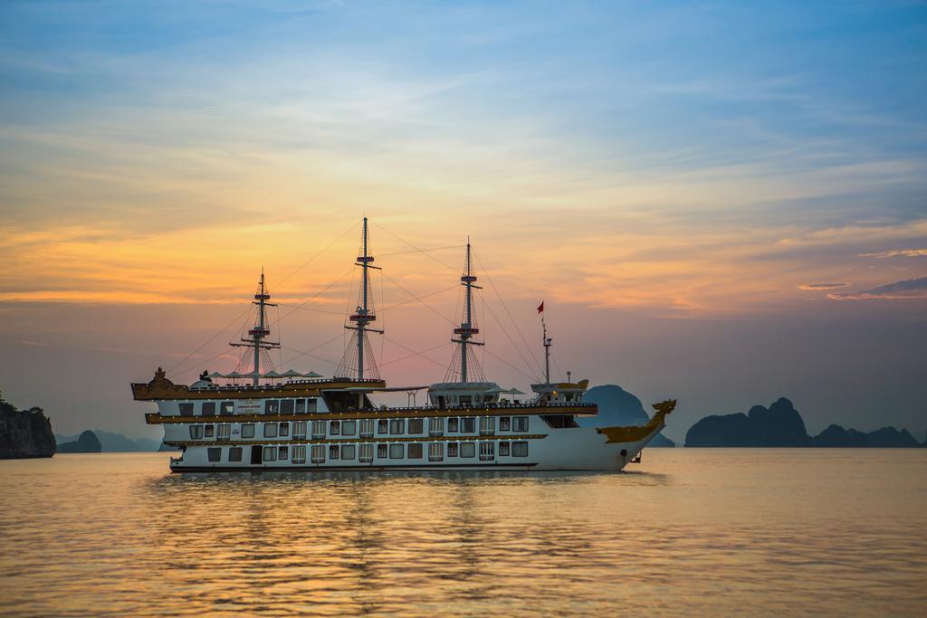 Dragon Legend Cruise Hotel ฮาลอง ภายนอก รูปภาพ