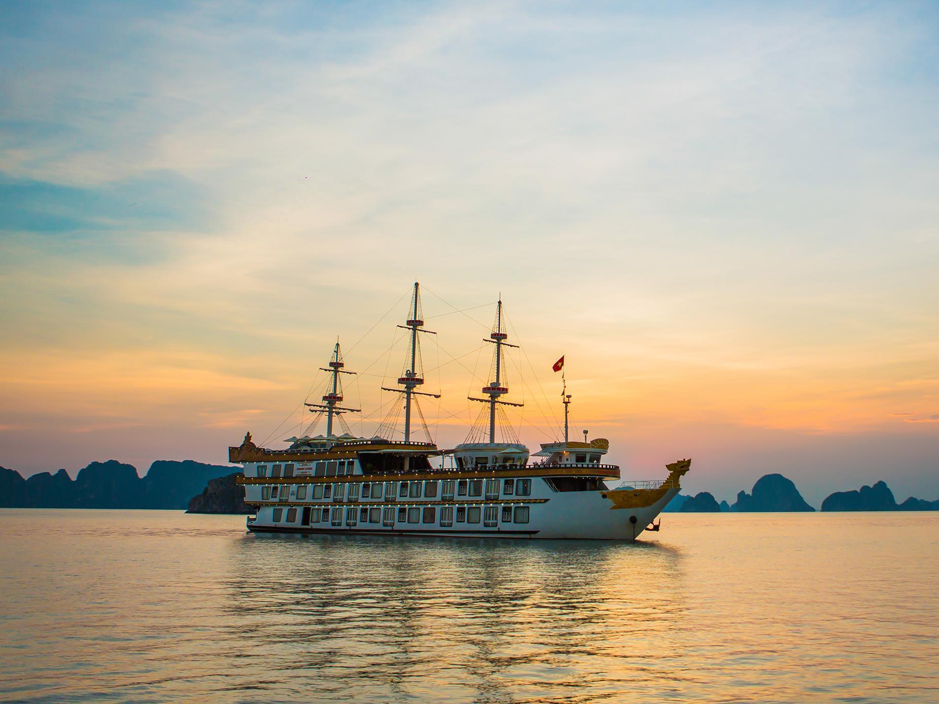 Dragon Legend Cruise Hotel ฮาลอง ภายนอก รูปภาพ