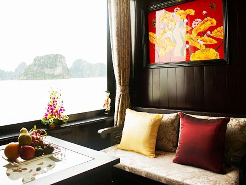 Dragon Legend Cruise Hotel ฮาลอง ภายนอก รูปภาพ