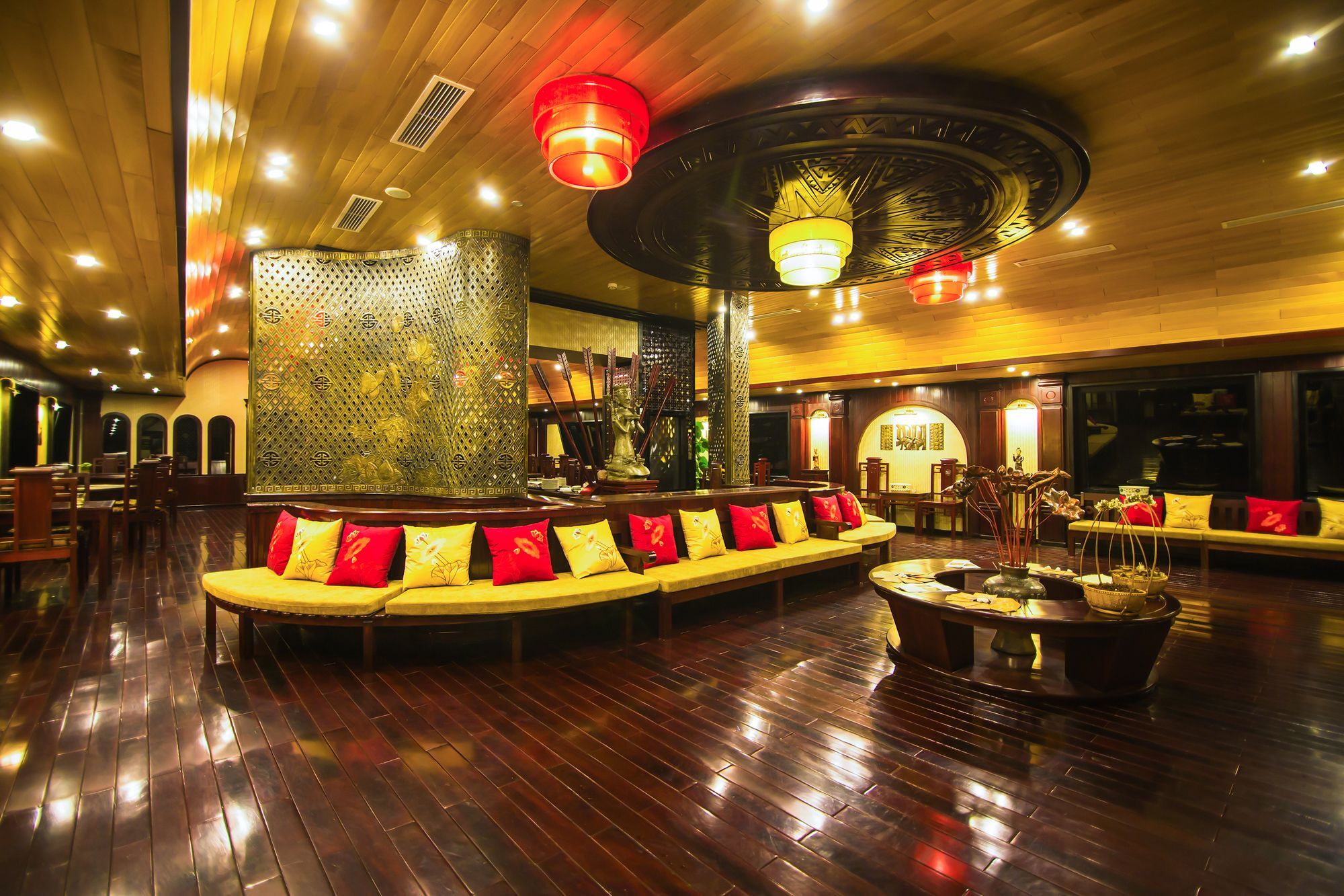 Dragon Legend Cruise Hotel ฮาลอง ภายนอก รูปภาพ